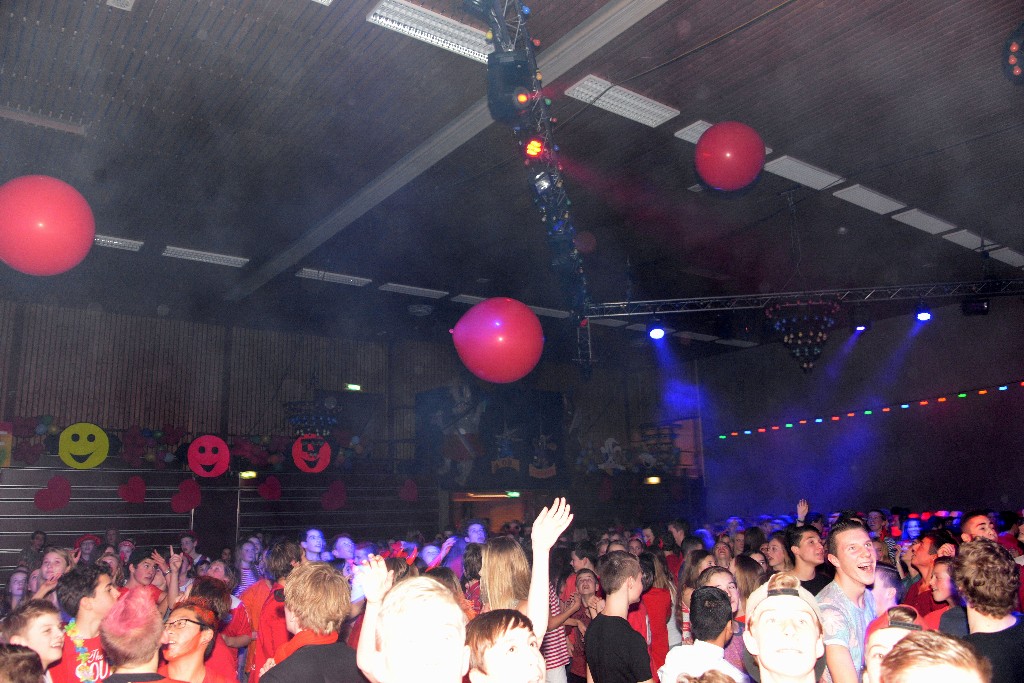 ../Images/Knalrooie Stuiterbal Disco 135.jpg